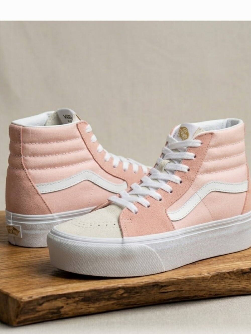 NEW! Vans High-Top Platform Suede Sneakers Pink Peach and White Sz 8 NWT